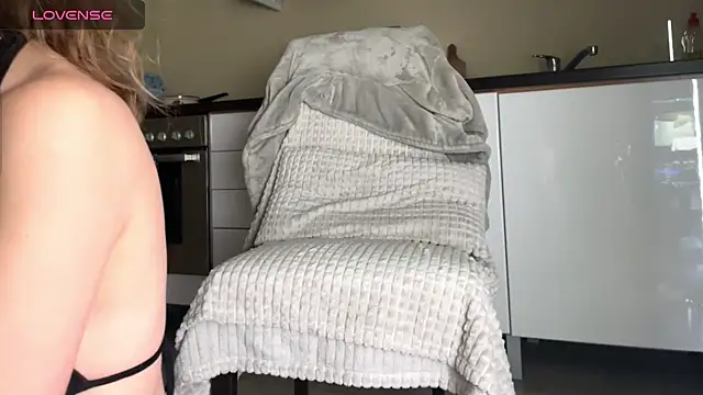 Missy baby online show from 02-03-25, 06:39