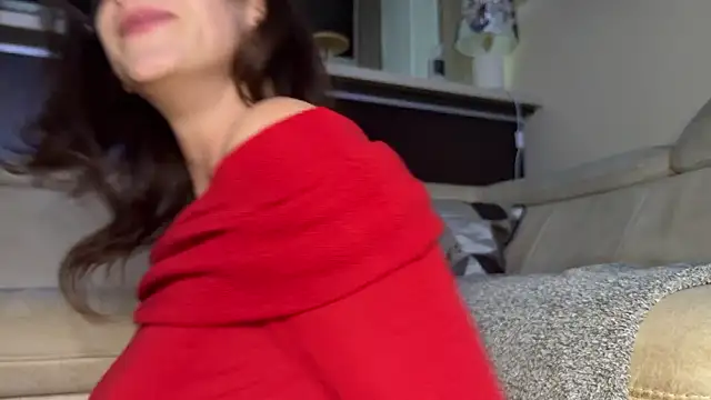 Snapshot of Missy_baby chatting on 02-15-26, 07:21 Missy baby online show from 02-15-26, 07:21