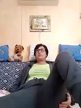 Snapshot of passione503 chatting on 12-16-24, 12:16 passione503 online show from 12-16-24, 12:16