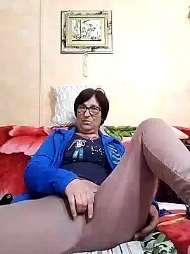 Snapshot of passione503 chatting on 01-20-25, 12:39 passione503 online show from 01-20-25, 12:39