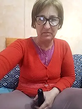 Snapshot of passione503 chatting on 02-21-25, 12:06 passione503 online show from 02-21-25, 12:06