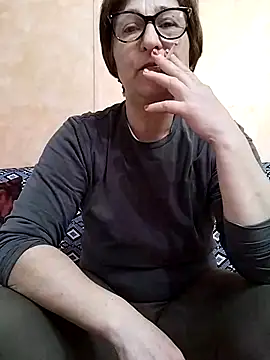 Snapshot of passione503 chatting on 02-25-25, 12:03 passione503 online show from 02-25-25, 12:03