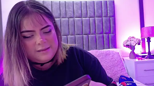 MeryStone online show from 09-13-25, 05:18