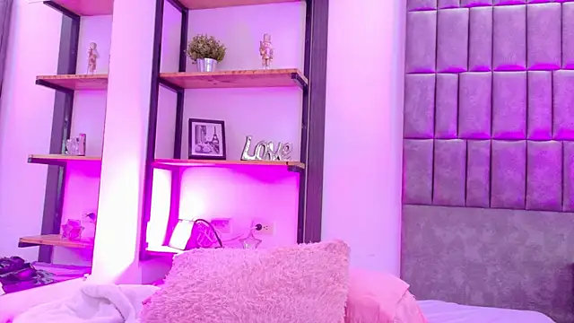 Snapshot of MeryStone chatting on 01-16-26, 04:38 MeryStone online show from 01-16-26, 04:38