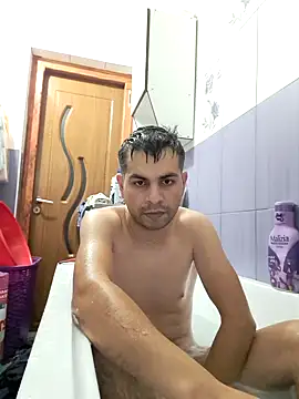 Snapshot of hornny1995 chatting on 12-03-24, 04:39 hornny1995 online show from 12-03-24, 04:39