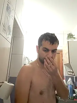 Snapshot of hornny1995 chatting on 12-30-24, 05:02 hornny1995 online show from 12-30-24, 05:02