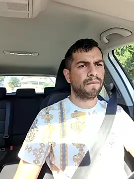 Snapshot of hornny1995 chatting on 09-20-25, 09:32 hornny1995 online show from 09-20-25, 09:32