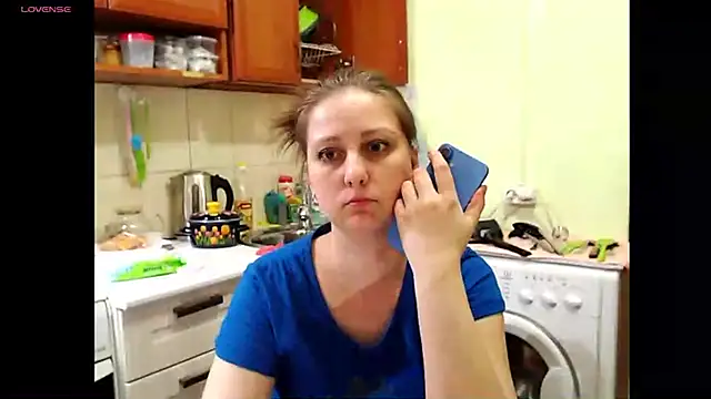 Sakura Green online show from 03-18-25, 07:53