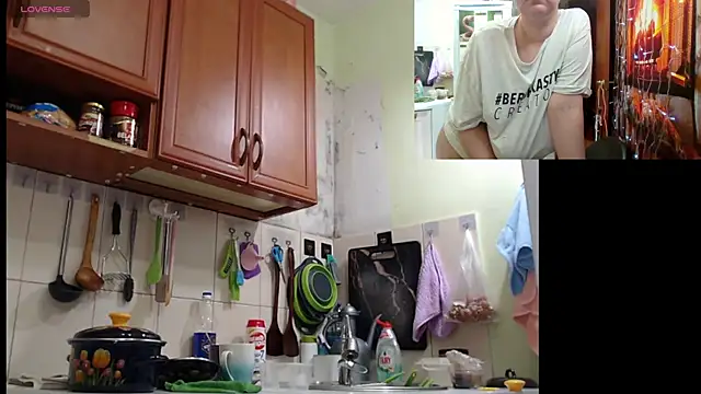 Sakura Green online show from 09-28-25, 07:08