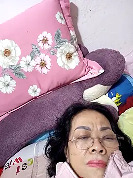 Snapshot of Hotestlove chatting on 02-27-25, 09:58 Hotestlove online show from 02-27-25, 09:58