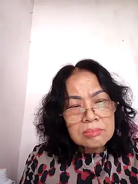 Snapshot of Hotestlove chatting on 02-28-25, 05:48 Hotestlove online show from 02-28-25, 05:48
