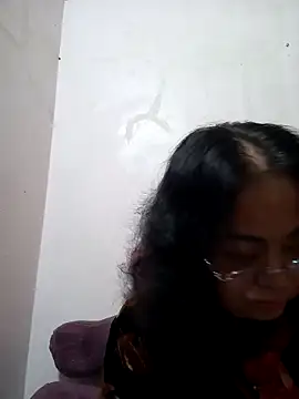 Snapshot of Hotestlove chatting on 03-06-25, 10:15 Hotestlove online show from 03-06-25, 10:15