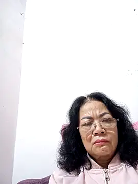 Snapshot of Hotestlove chatting on 03-10-25, 10:55 Hotestlove online show from 03-10-25, 10:55