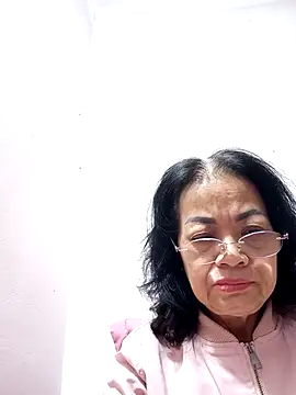 Snapshot of Hotestlove chatting on 03-19-25, 10:09 Hotestlove online show from 03-19-25, 10:09