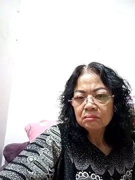 Snapshot of Hotestlove chatting on 03-21-25, 12:06 Hotestlove online show from 03-21-25, 12:06