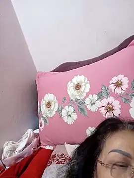 Snapshot of Hotestlove chatting on 03-22-25, 10:26 Hotestlove online show from 03-22-25, 10:26