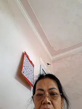 Snapshot of Hotestlove chatting on 09-12-25, 03:17 Hotestlove online show from 09-12-25, 03:17