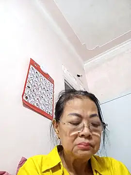 Snapshot of Hotestlove chatting on 09-26-25, 01:37 Hotestlove online show from 09-26-25, 01:37