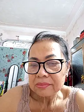 Snapshot of Hotestlove chatting on 10-02-25, 11:01 Hotestlove online show from 10-02-25, 11:01