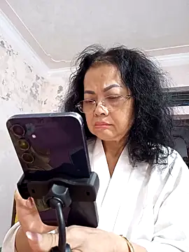 Hotestlove online show from 11-01-25, 02:52