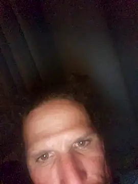 Snapshot of Crackkers chatting on 02-22-25, 12:08 Crackkers online show from 02-22-25, 12:08