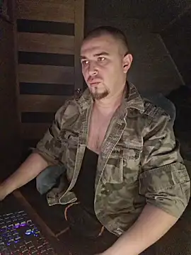 Foxyshaved online show from 01-08-26, 06:37