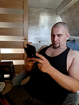 Foxyshaved online show from 03-17-26, 01:14