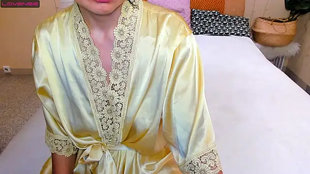 Snapshot of yourastral chatting on 02-22-25, 12:16 yourastral online show from 02-22-25, 12:16