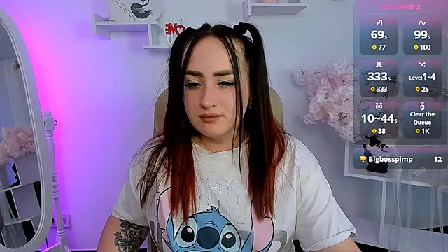 Snapshot of Nika__XXX chatting on 02-14-25, 12:09 Nika XXX online show from 02-14-25, 12:09