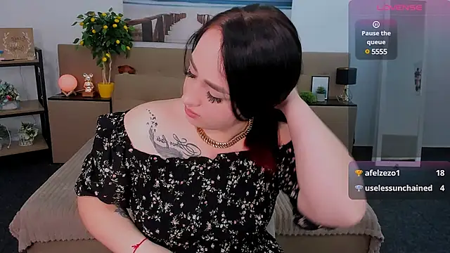 Snapshot of Nika__XXX chatting on 02-15-25, 03:52 Nika XXX online show from 02-15-25, 03:52