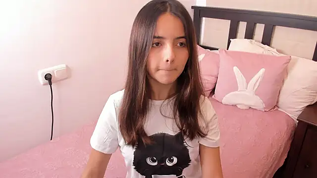 Raychell Black online show from 02-10-25, 04:25