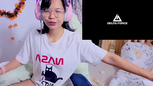 Kana G online show from 10-28-25, 05:48