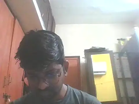 tamil bestie online show from 10-22-25, 02:56