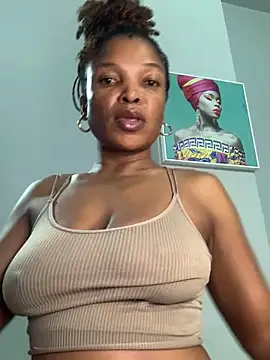 Snapshot of slimcateee chatting on 02-22-25, 04:40 slimcateee online show from 02-22-25, 04:40