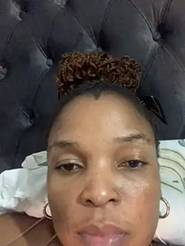 Snapshot of slimcateee chatting on 02-22-25, 11:46 slimcateee online show from 02-22-25, 11:46