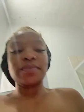 Snapshot of slimcateee chatting on 09-13-25, 05:29 slimcateee online show from 09-13-25, 05:29