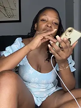 Snapshot of slimcateee chatting on 10-02-25, 05:31 slimcateee online show from 10-02-25, 05:31