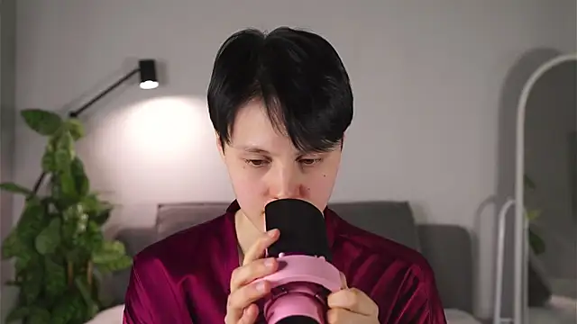 MaryCoopeer online show from 03-08-25, 05:17