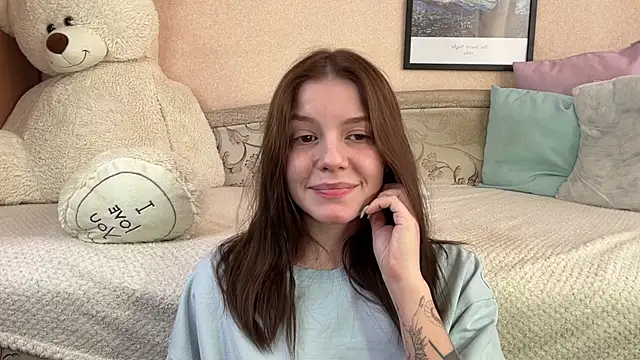 Snapshot of mia___mi chatting on 01-21-25, 10:52 mia   mi online show from 01-21-25, 10:52