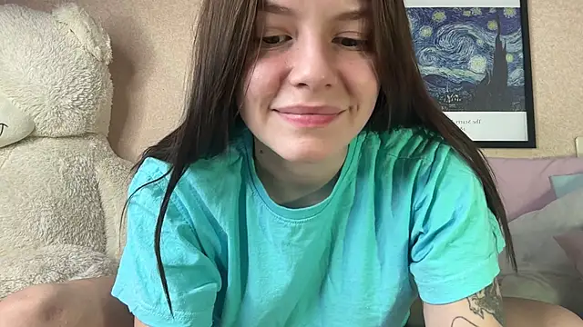 Snapshot of mia___mi chatting on 01-29-25, 10:37 mia   mi online show from 01-29-25, 10:37