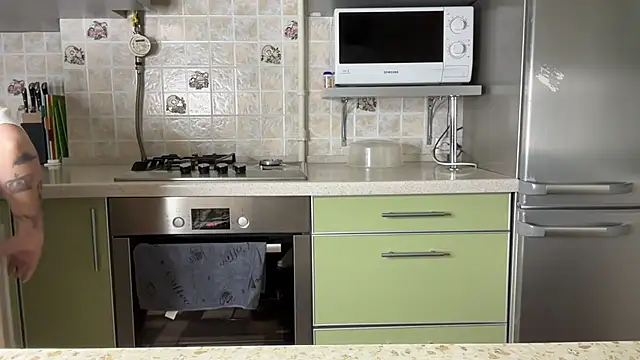 Snapshot of mia___mi chatting on 02-22-25, 03:58 mia   mi online show from 02-22-25, 03:58