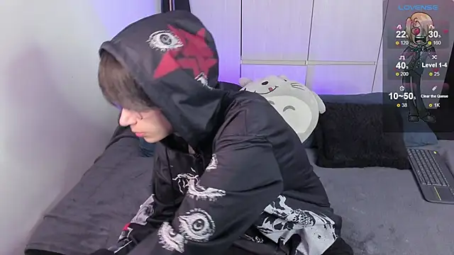 Aventure Twinks online show from 01-04-25, 06:19