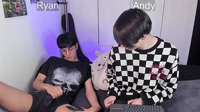 Aventure Twinks online show from 01-11-25, 07:17