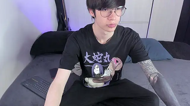 Aventure Twinks online show from 02-02-25, 05:59