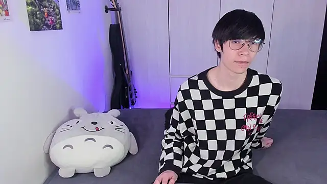 Aventure Twinks online show from 02-07-25, 07:59