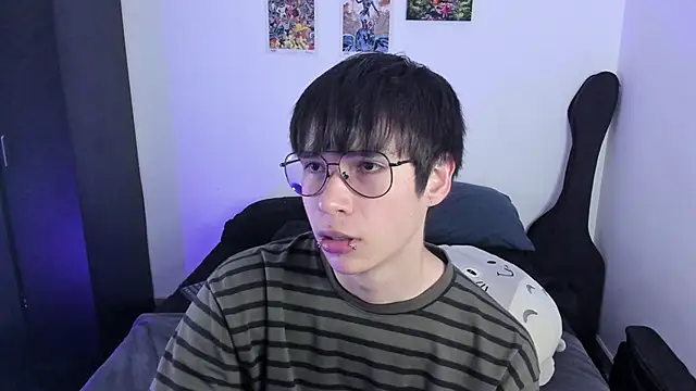 Aventure Twinks online show from 10-25-25, 02:52