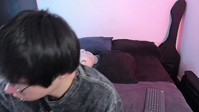 Aventure Twinks online show from 12-03-25, 05:11