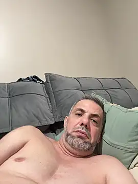 Jhonnygh12 online show from 10-29-25, 01:52