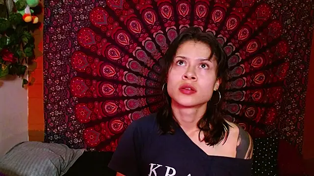 AbbySccott online show from 01-31-25, 01:01