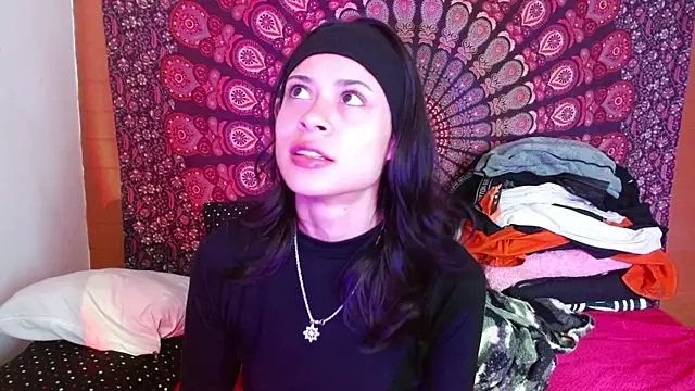 AbbySccott online show from 04-10-26, 01:16